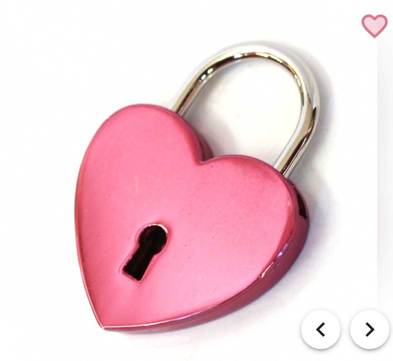 Fényes pink szerelemlakat szív alakú