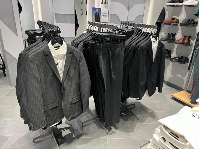 Regular jakkesæt i 3 farver 