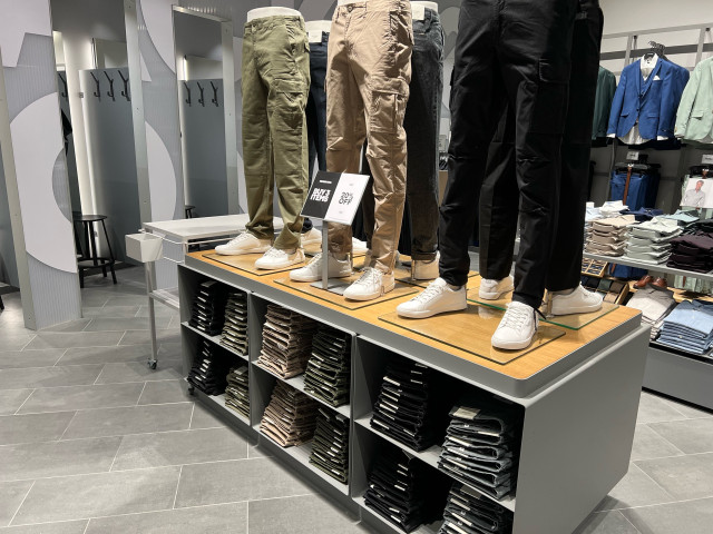Cargo pants