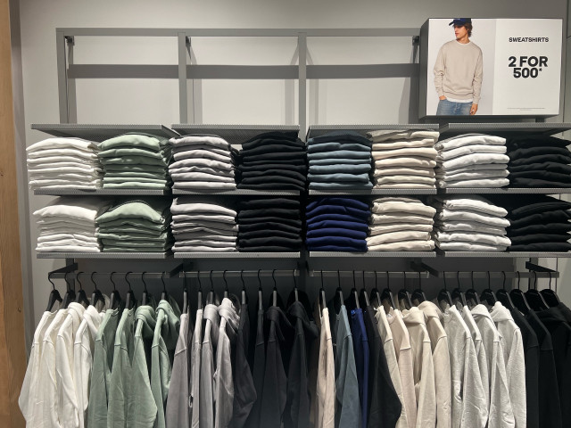      Hoodies / crewneck