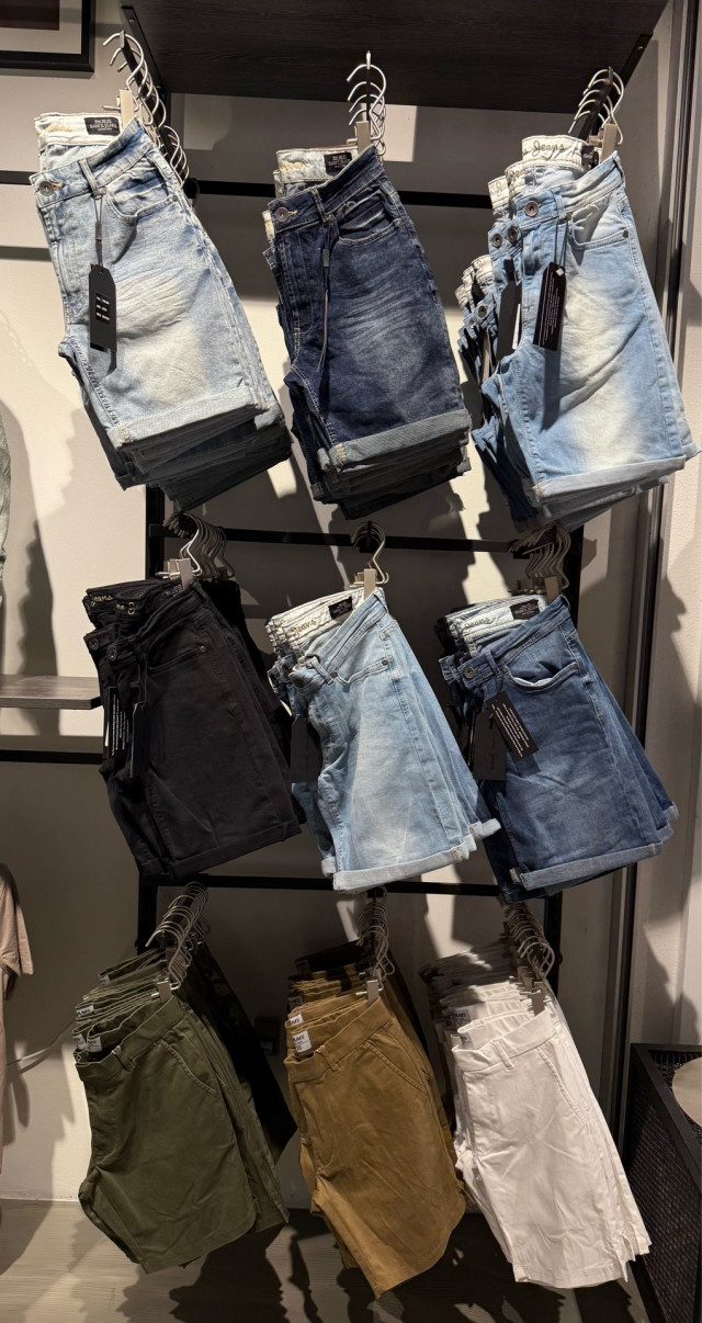 Demin shorts og chino shorts 