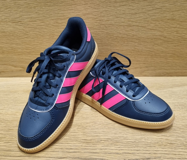 🌸🌸Adidas🌸🌸