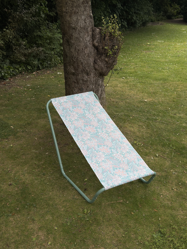 Strandstol med blomsterprint