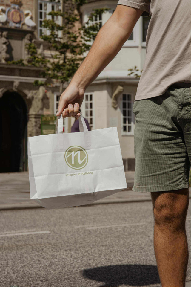 SOMMER OG TAKE AWAY