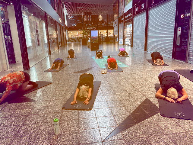 🧘‍♂️Vi har yogahold hver mandag og fredag🧘‍♀️