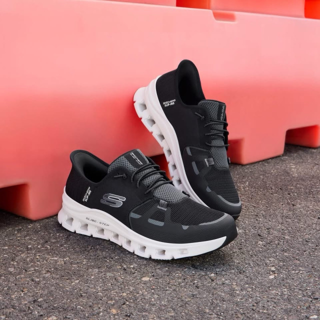 Skechers Glide Step 🤩