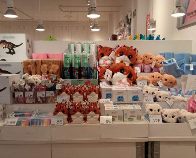 Kids gifting