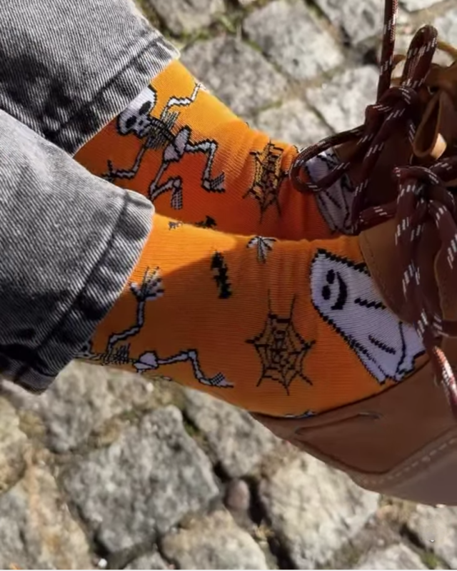 STRAAAASZNE SKARPETY 👻