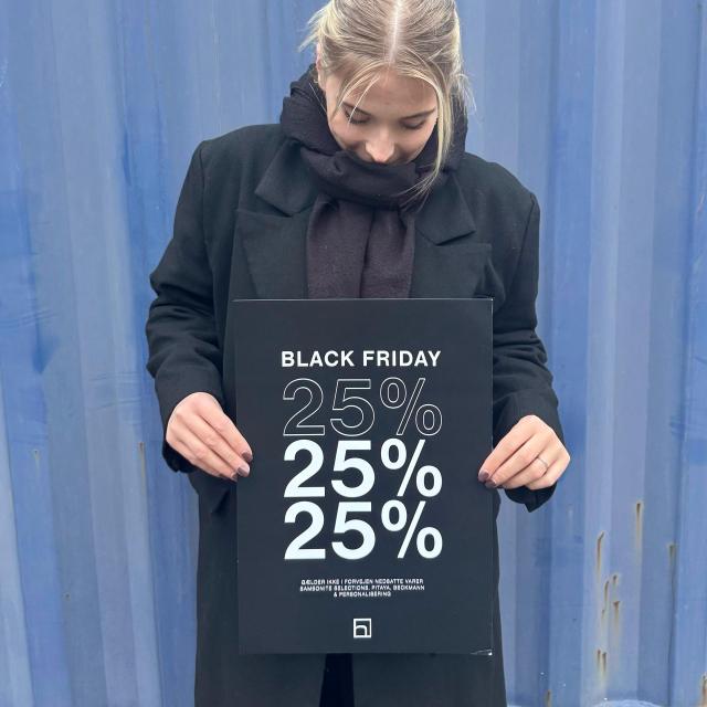 🖤25% HOS HELM TIL BLACK FRIDAY🖤