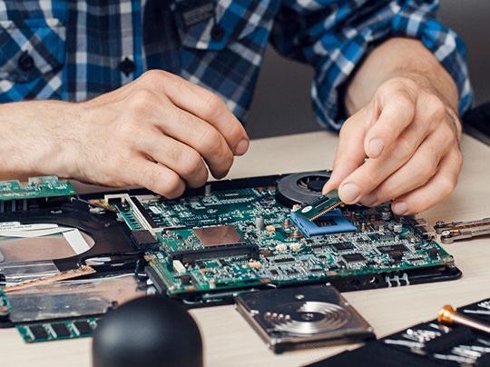 🔥 Professionel Computer Reparation & Opgradering 🔥