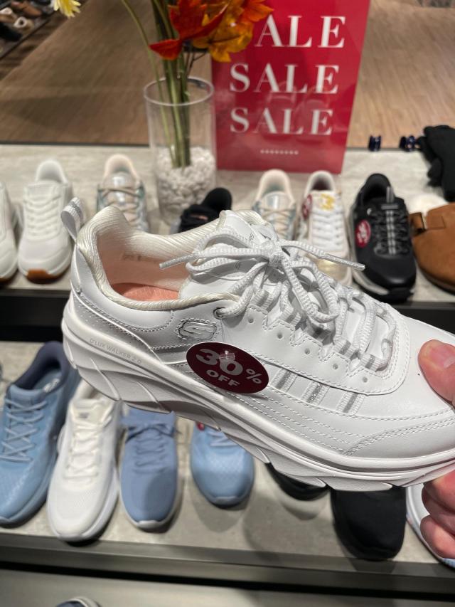 Skechers SALE 