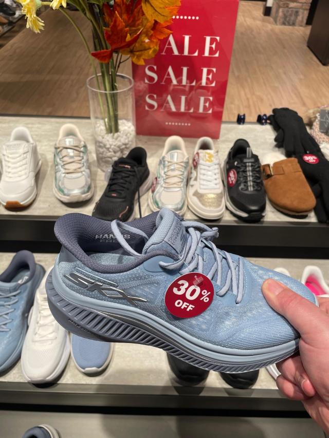 Skechers SALE 