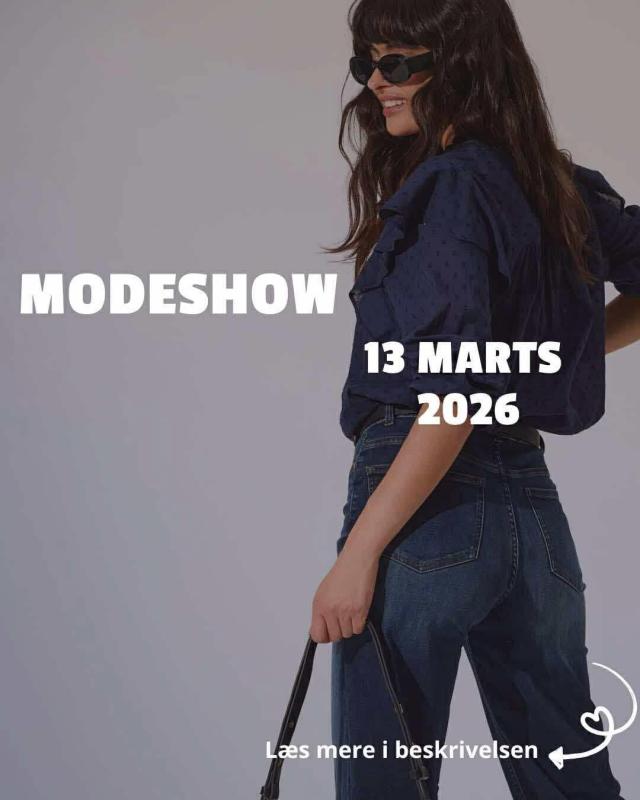 MODESHOW 💙