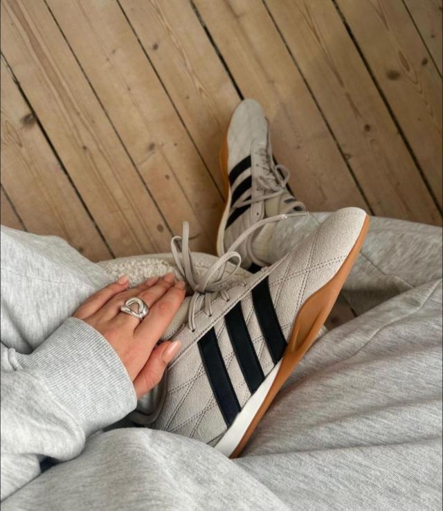 🌸🌸Adidas🌸🌸