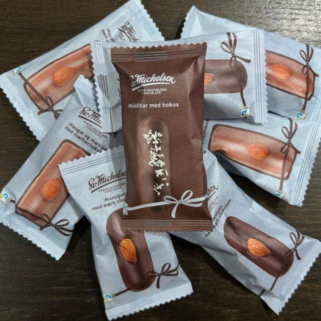 PETIT FOUR PÅ FARTEN?