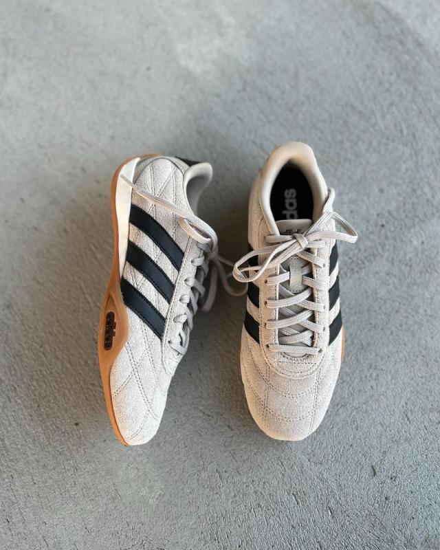 Adidas hos Skoringen 👣