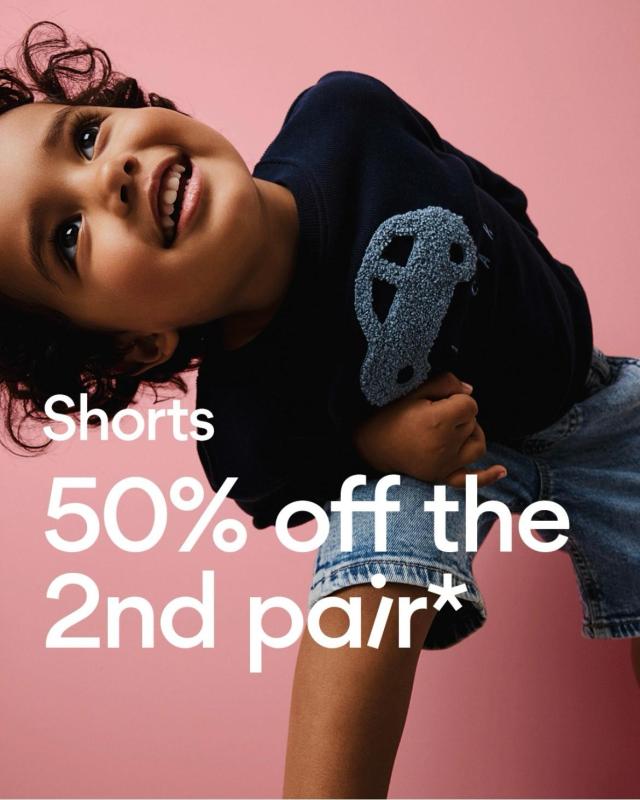 Køb 2 par shorts og få 50% på det billigste par ☀️