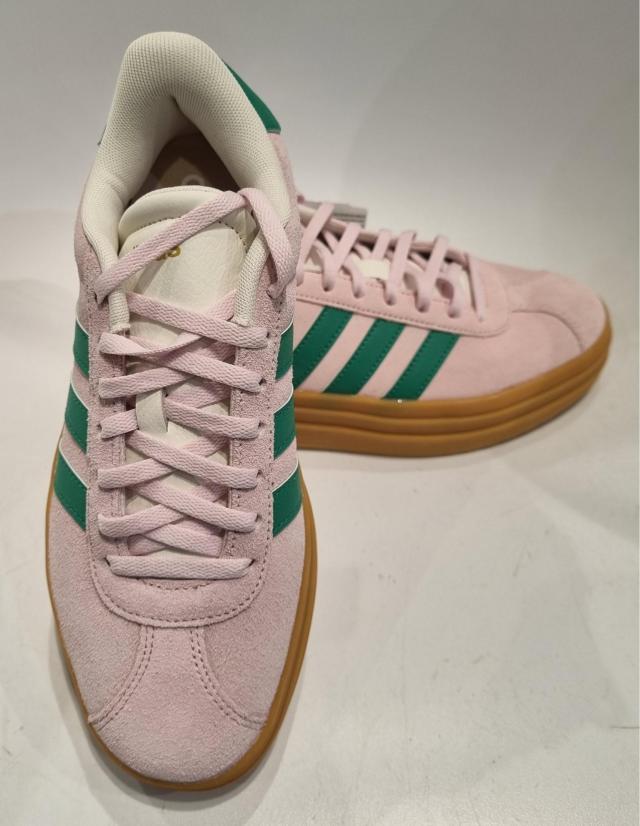 🌸🌸Adidas🌸🌸