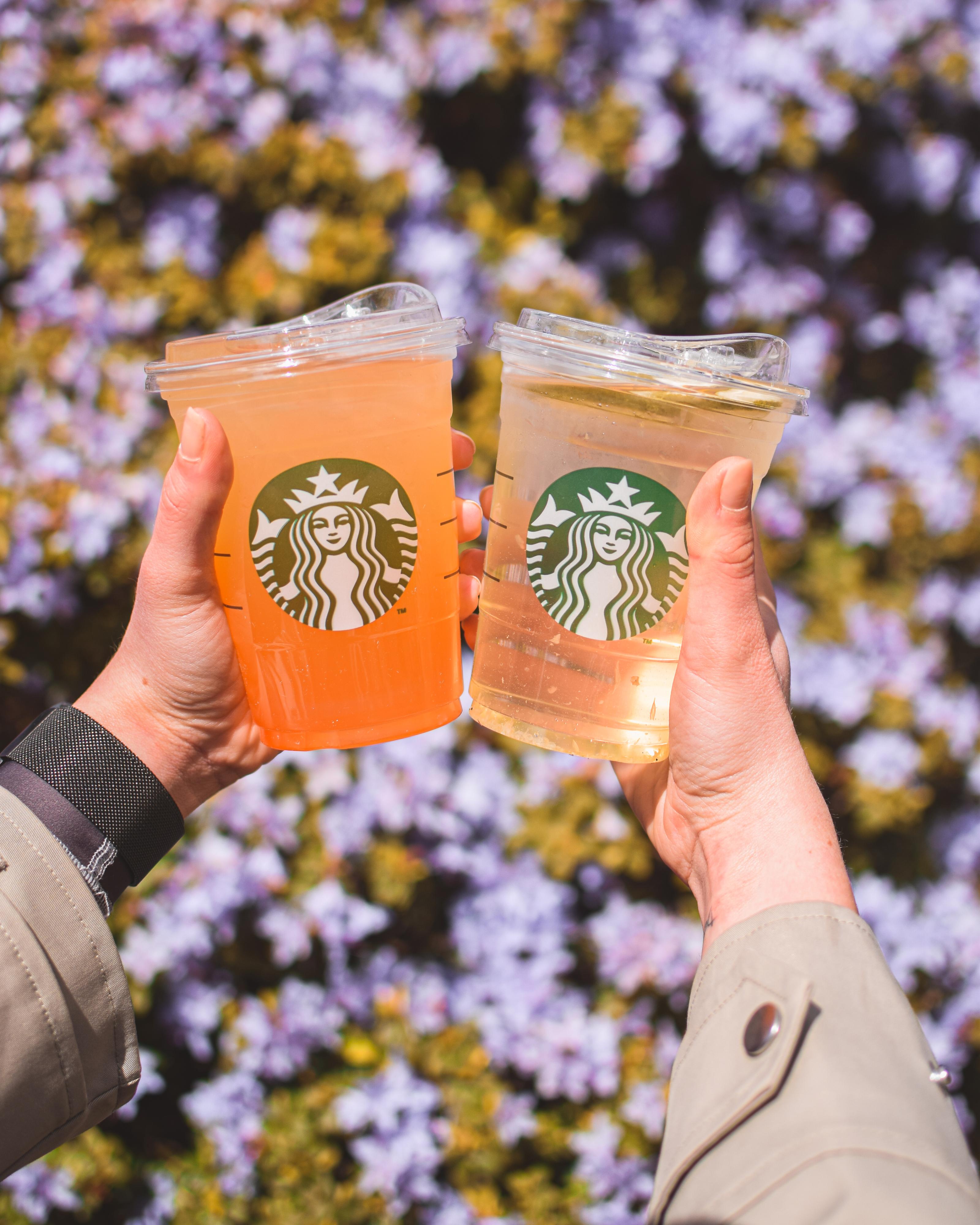 Peach Iced Tea eller Cool Lime Refresha