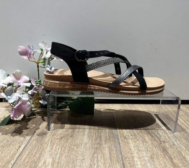 ⭐️Sandal⭐️