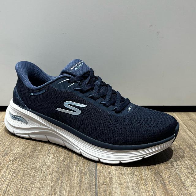 ⭐️Ny Skechers archfit⭐️