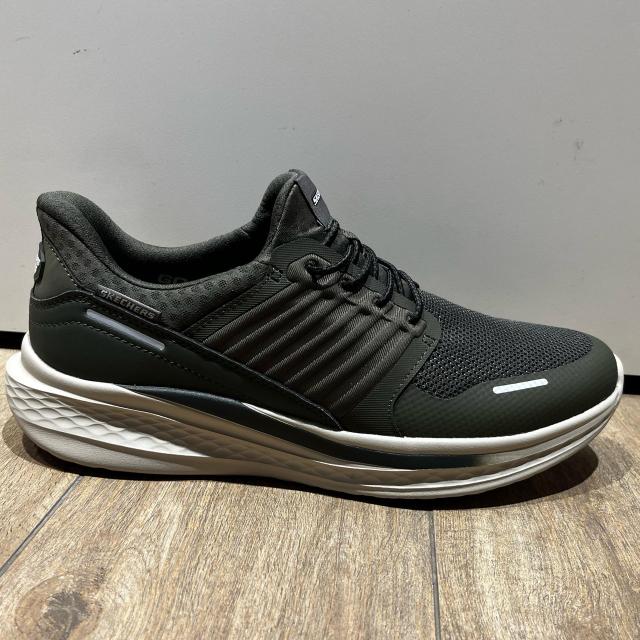 Skechers slip ins