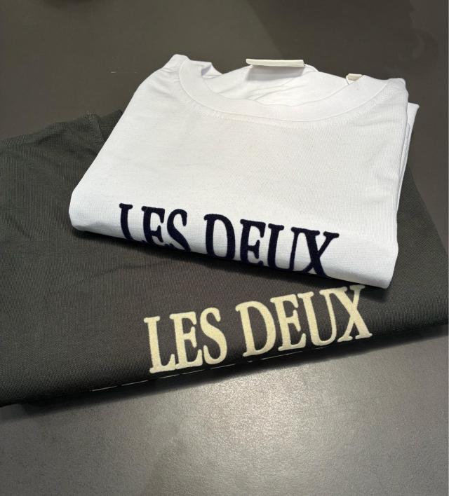 Les  Deux  