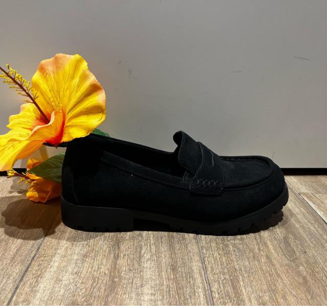 ⭐️Skechers Cypress⭐️