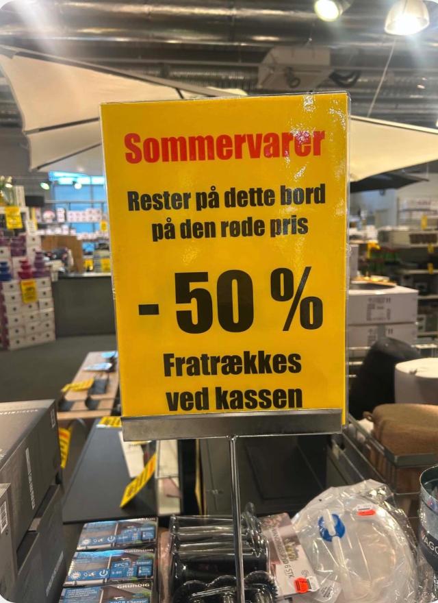 Resteudsalg  på sommervarer  -50 %