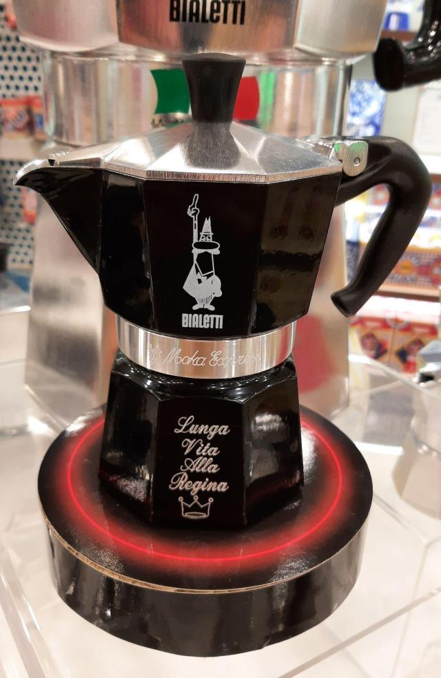 SUPERBA... Il calcio è molto di più di uno sport...
