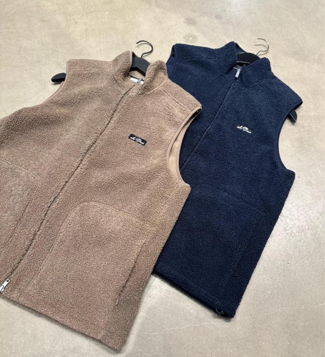 Les Deux Vest