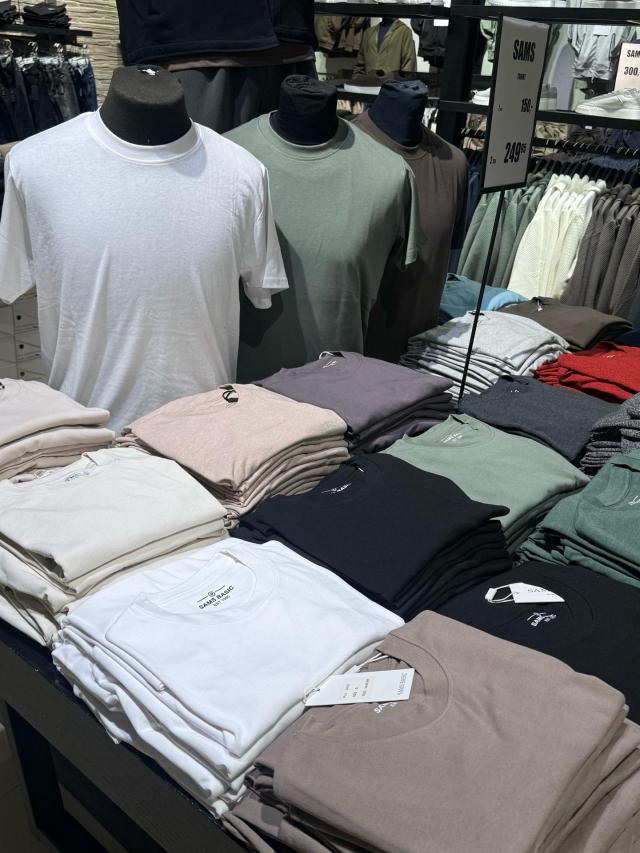 T-shirts 