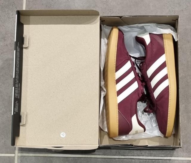 🍂🍂Adidas🍂🍂